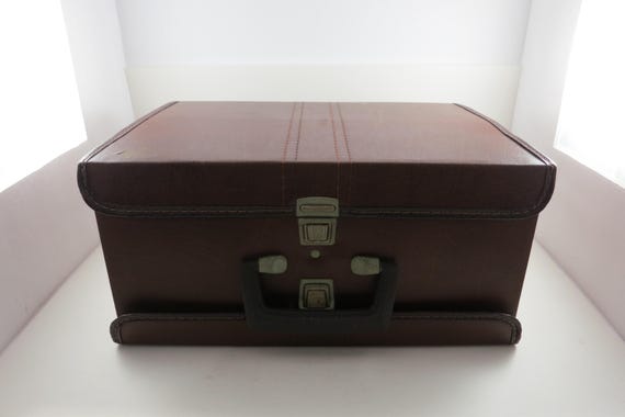 Vintage Brown Faux Leather Cassette Carrying Case 1980's Hard Shell Double Sided Holds 60 Cassettes Excellent Condition