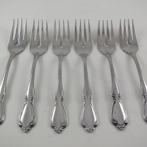 Oneida Chateau Salad Forks: Glossy Stainless Steel, Set of 6