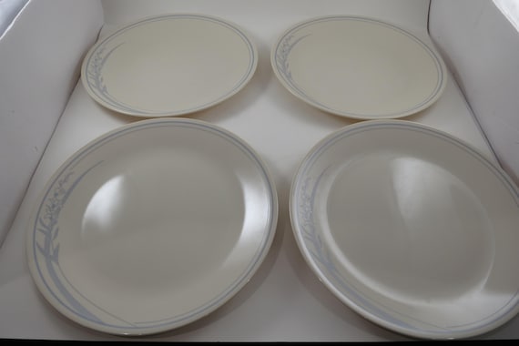 Vintage Corelle Dinner Plates: Blue Lily Pattern, Set of 4