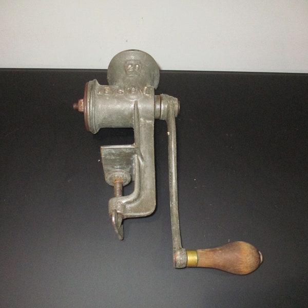 Vintage Cast Metal Meat Grinder Food Chopper Keystone #20 Boyertown PA with Wooden Handle Excellent Condition