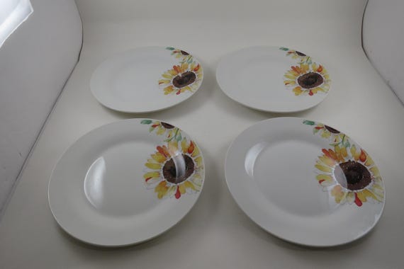 Set of Four Vintage Sonoma Life Style Sunflower Pattern 7 1/2 Inch Salad Plates