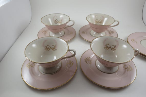 Set of 4 Vintage 1950's MCM Royal Splendor Fine Arts China Cup and Saucer Sets Pink & Cream Gold Trim Feathers Crown Center Like New