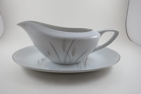 Fine China of Japan Platinum Wheat Pattern Gravy Boat with Tray