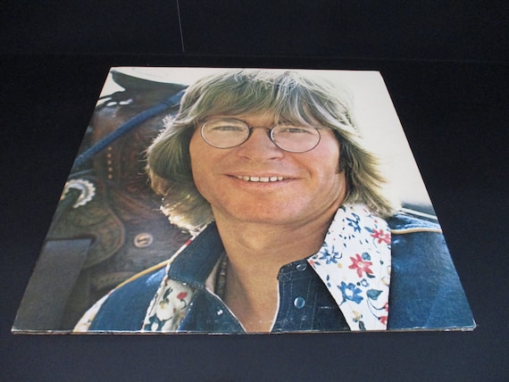 Vintage 1975 Vinyl LP Record John Denver Windsong Excellent Condition 68751