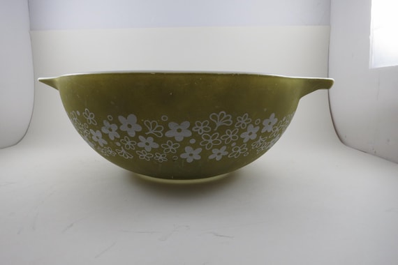 Spring Blossom Crazy Daisy Pyrex Mixing Bowl 4 Quart 444 Good Condition