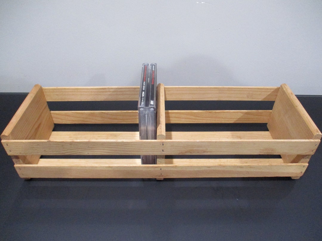Vintage Natural Pine Naturals CD Holder Display Holds 32 Disc's ...