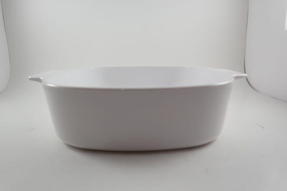 1980's Corning Ware A-2- B All/Just White Pattern 2 Quart Saucepan Excellent Condition