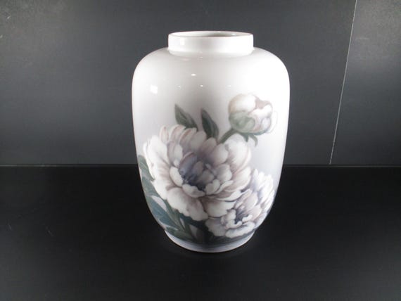 Vintage Royal Copenhagen 9 1/2 Inch Tall White Floral Vase Pristine Condition Beautiful