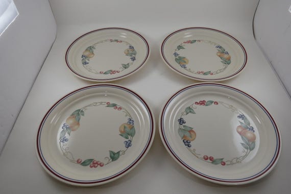 Vintage Corelle 8 1/2 Inch Luncheon Plates: Abundance Beige, Set of 4