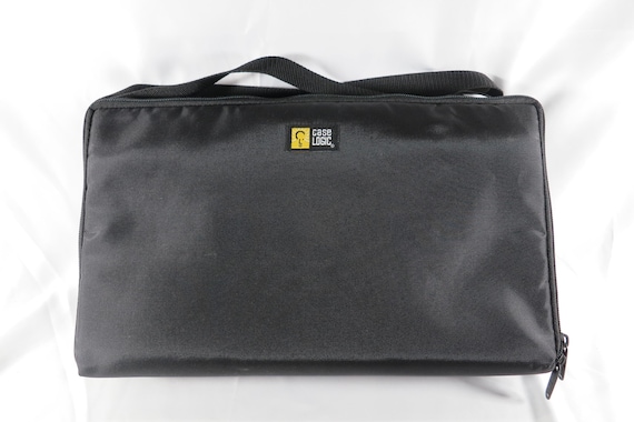1980's/90's Case Logic Black Cassette Tape Carrying Case Holds 30 Cassettes
