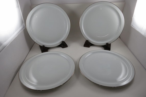 Set of Four Vintage CH Field Haviland Limoges Skandia 9 1/2 Inch Luncheon Plates