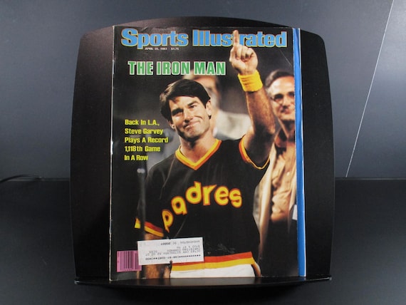 Vintage April 25, 1983 Sports Illustrated Magazine Steve Garvey Iron Man MLB Excellent Condition