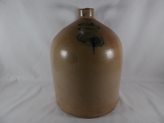 Circa 1900 2 Gallon Salt Glaze Bee Sting Pottery Jug 12 1/2 Inches Tall