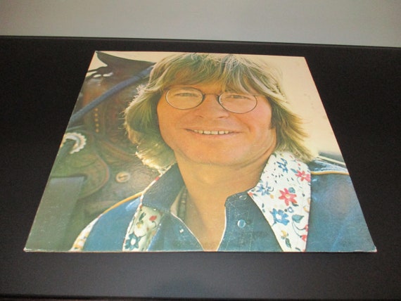 Vintage 1975 Vinyl LP Record John Denver Windsong Excellent Condition 65003