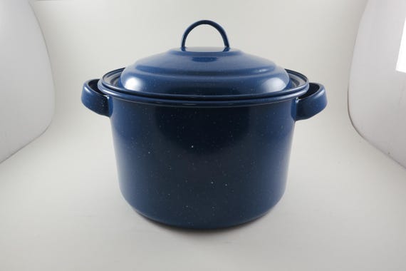 Vintage Blue Speckled Enamel Stock Pot with Lid (8 1/2 Inches)