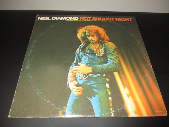 Vintage 1974 LP Vinyl Record Neil Diamond Hot August Night Excellent Condition 58149