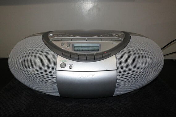 Vintage Sony CD Radio Cassette Boombox: Retro Silver Portable Stereo