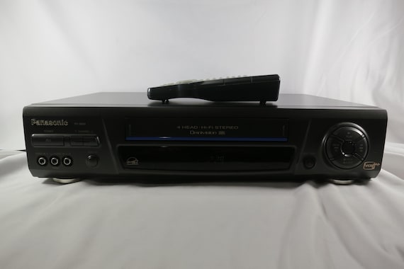 1994 Panasonic VCR: Omni Vision VHS Video Cassette Recorder with Remote