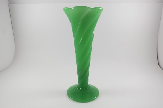 Jadeite Opaque Swirl Trumpet Bud Vase 7 1/2 Inches Tall H Northwood Co