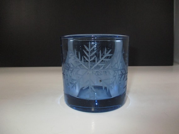 Beautiful Etched Glass Snowflake Pattern Blue Candle Holder Thick Glass 3 Inches Tall