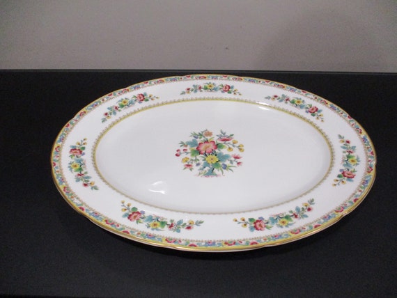 Vintage Coalport Bone China Ming Rose Pattern 15 1/2 Inch Oval Meat Platter Like New Condition