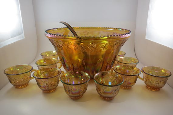 Vintage Carnival Glass 12 Piece Punch Bowl Set 12 1/4 Inches Diameter Beautiful Set