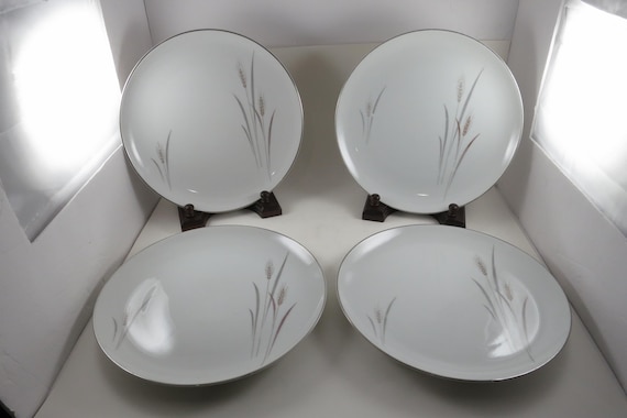 Set of 4 Vintage Fine China Japan Platinum Wheat Dinner Plates 10 1/4"