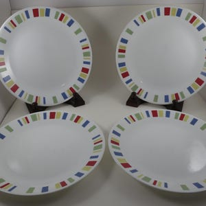 Vintage Corelle Memphis Pattern 10 1/4 Inch Dinner Plates Set of Four