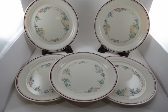 Vintage Corelle 10 1/4 Inch Dinner Plates: Abundance Beige, Set of 5