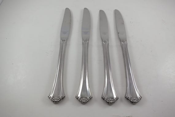 Reed & Barton Silver Plate Knives: French Chippendale, Set of 4