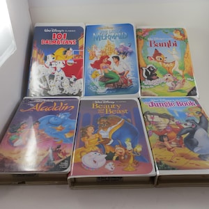 Collection of 6  Disney Black Diamond VHS Tapes Originals Aladdin Bambi 101 Dalmatians Little Mermaid Jungle Clam Shell Cases Rare
