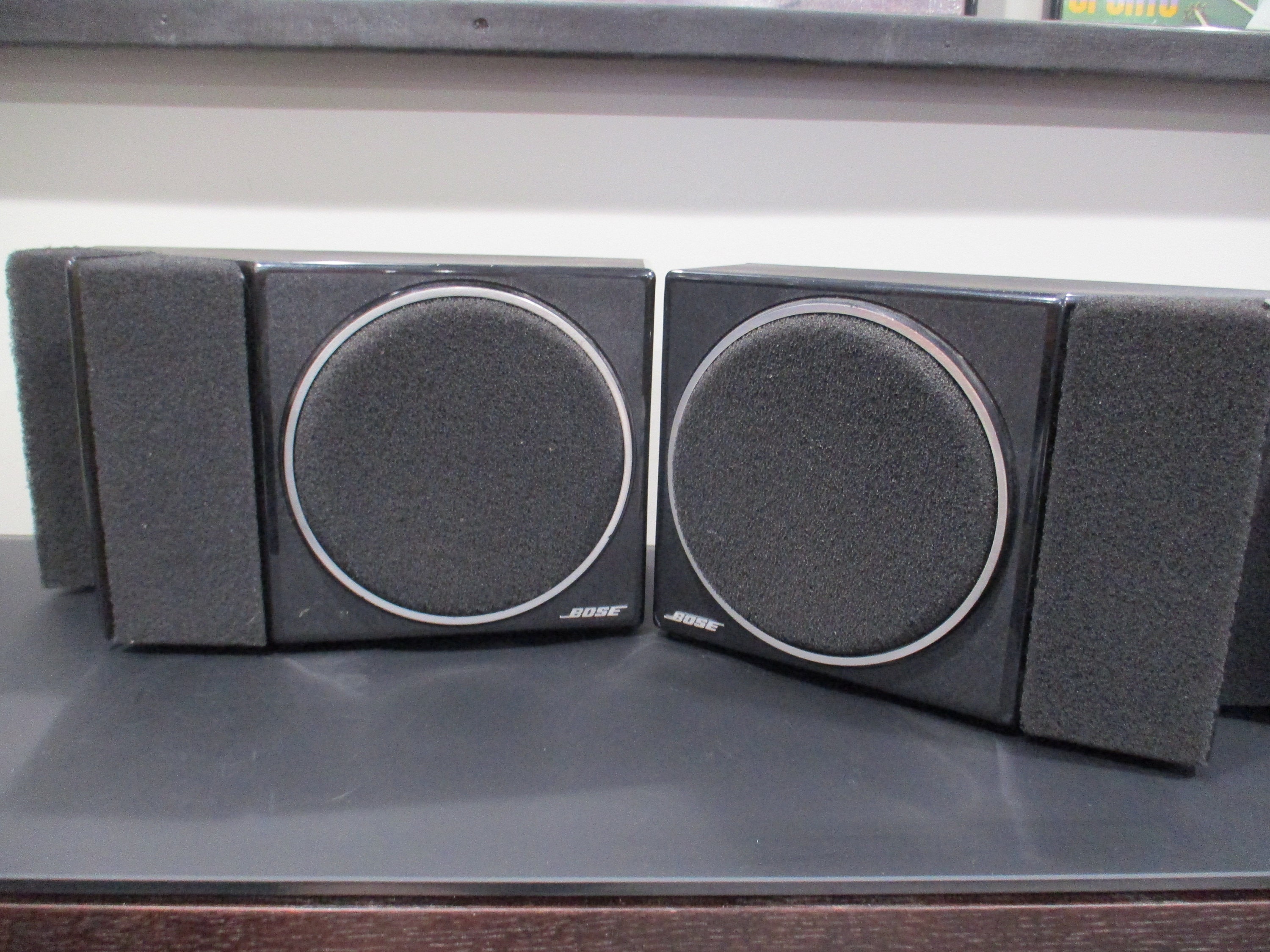 Pair of Vintage Bose 201 Series 1982 Direct Reflecting Speakers