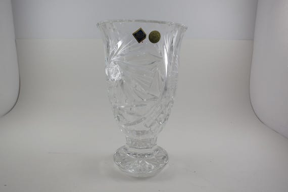 Vintage 7 Inch Crystal Vase Jihlava Czech Republic Hand Cut Lead Crystal Beautiful Design Pristine Condition