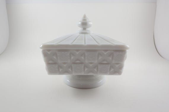 Westmoreland Milk Glass Lidded Compote Candy Dish 5x5 Square Beautiful Piece