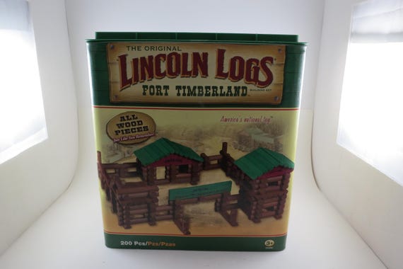 Vintage 2005 Lincoln Logs Fort Timberland Building Set Complete 200 Piece Set Plus 2 Extra In Original Box