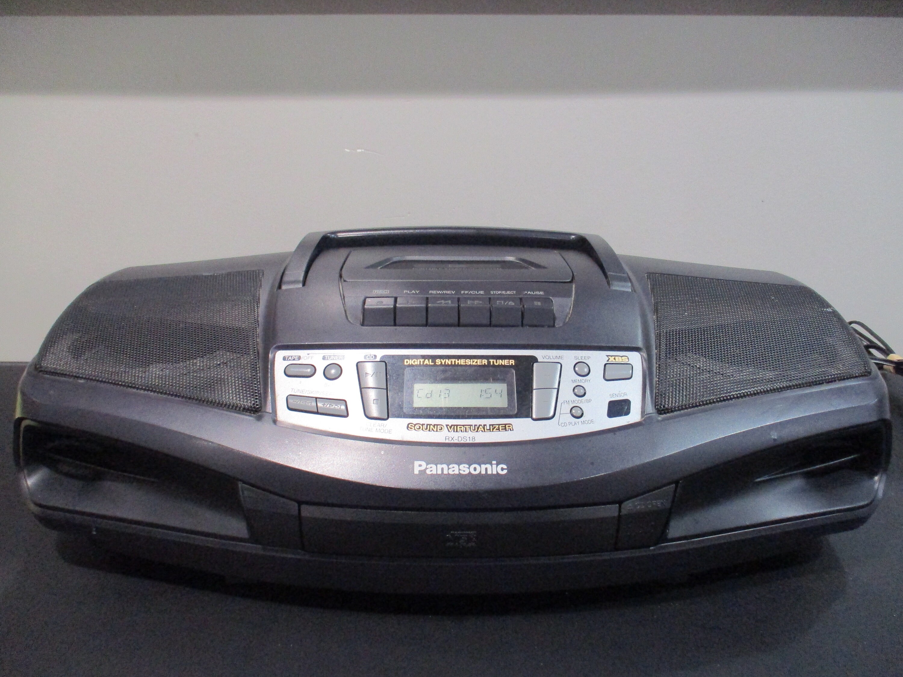 中古】 Panasonic パナソニック RX-DS18 ブラック ポータブル