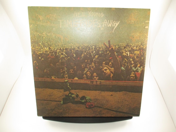 Vintage 1973 Vinyl LP Record Neil Young Time Fades Away LIVE Near Mint Condition 63948