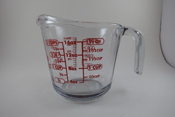 Anchor Hocking 2 Cup Measuring Cup: Red Lettering