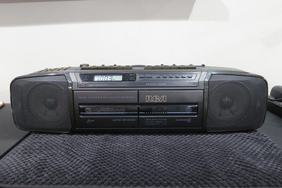 90's RCA Boombox Dual Cassette Stereo: 5-Band Equalizer, Auto Reverse, High Speed Dubbing