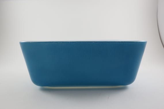 Vintage Blue Pyrex 502-B Refrigerator Dish