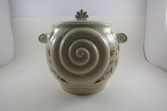Vintage Jewel Tea Autumn Leaf Pattern 2003 Nautilus Soup Tureen with Lid NALCC Like New Condition 2 Piece