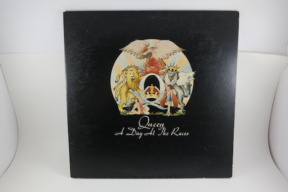 Vintage 1977 Vinyl LP Record Queen A Day At The Races Original US Pressing