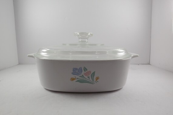 Vintage Corning Ware Friendship Casserole: 2 Liter with Glass Lid