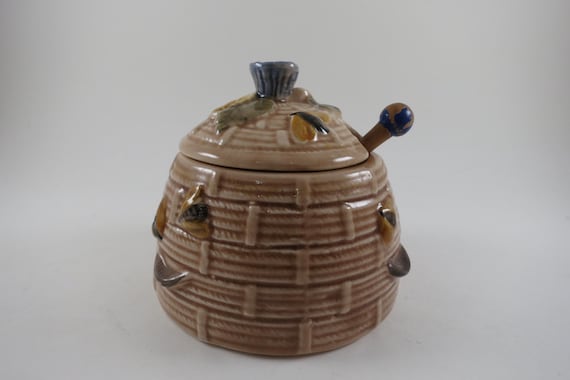 Crown Devon Ceramic Honey Pot Bee Skep Jar Lid England with Dipper Spoon