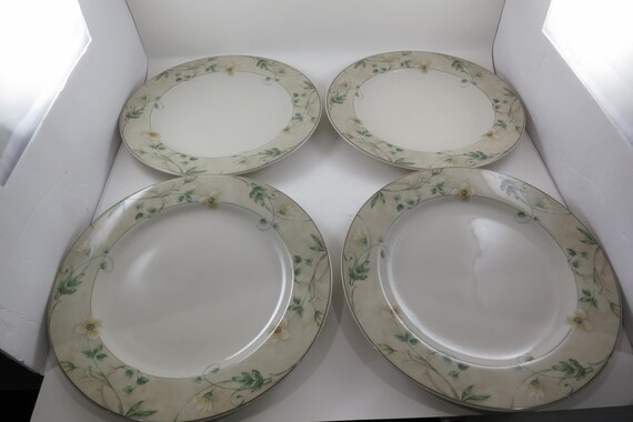 Set of Four Vintage Shinwari California Collection White House 11 Inch Dinner Plates