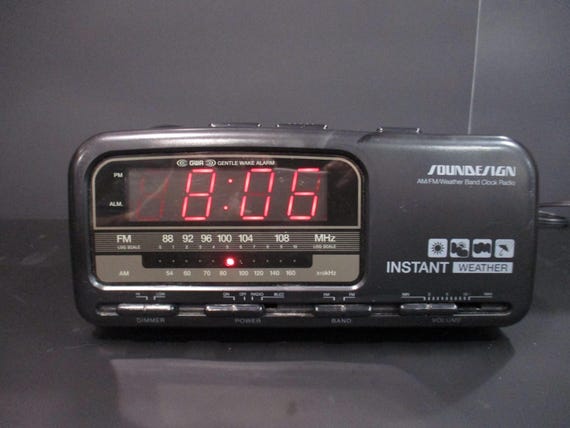 Vintage 1990's Soundesign AM/FM Weather Band Clock Radio Works Great Free Shipping