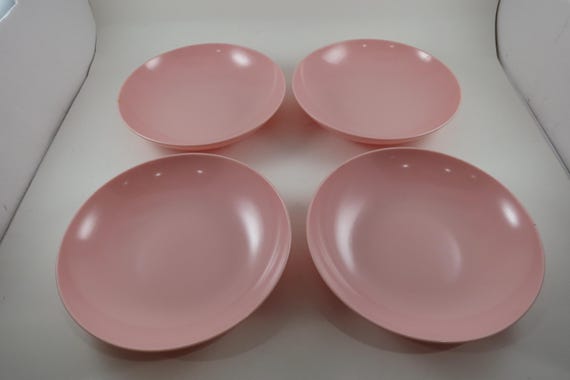 Vintage MCM Oneida Premiere Plastic Pink Melamine Set of 4 Soup/Salad Bowls