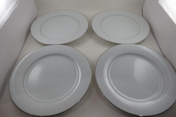 Vintage Noritake Whitehall 6115 China Set of Four 10 1/2 Inch Dinner Plates