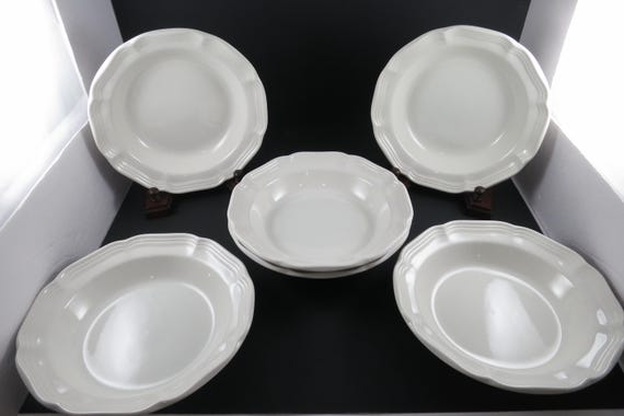 Mikasa French Countryside F9000 All White 8 1/2 Inch Rim Soup Bowls-Set of Six