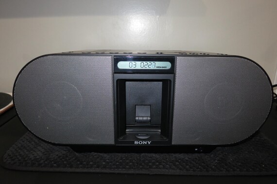 Vintage Sony ZS-S4IP Boom Box CD Player